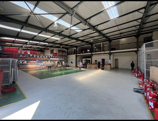 1,459M² WAREHOUSE FOR SALE IN RANDJESPARK